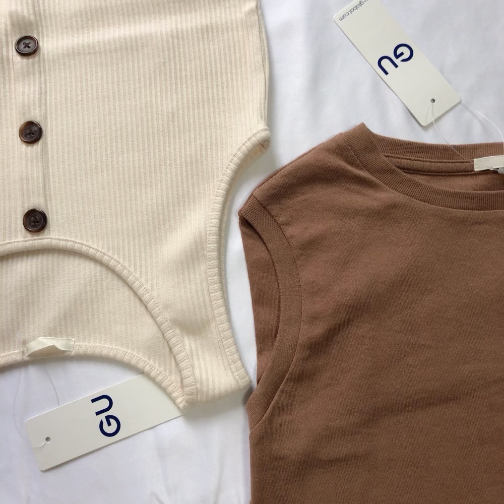 Iラインワンピとフロントボタンタンク