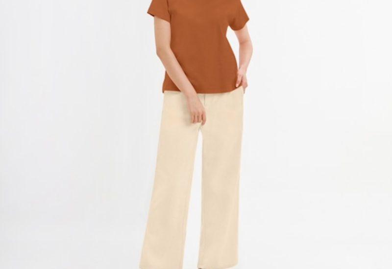 ライトコーデュロイストレートパンツ